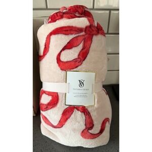New Victoria's Secret Pink Sherpa Throw Blanket 50x60 Pink White Ribbon Bows